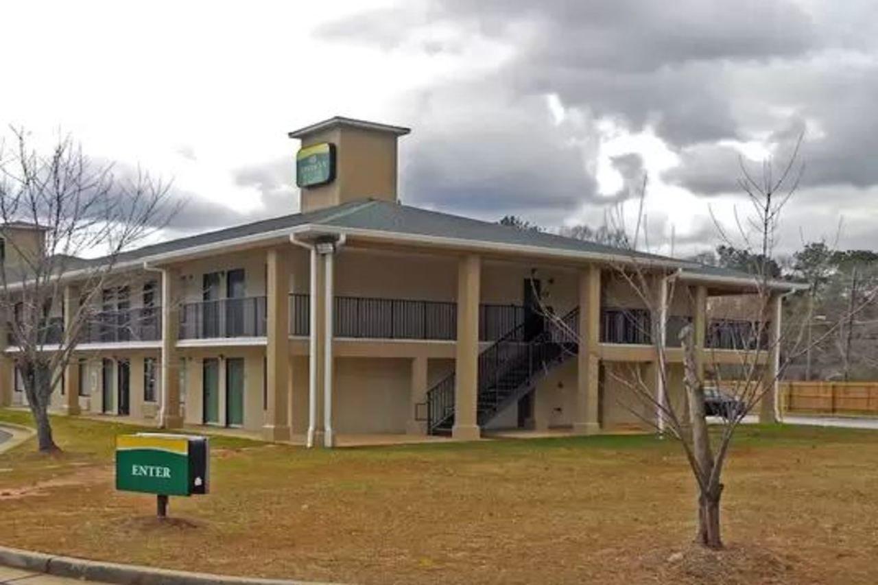America'S Best Inn & Suites - Decatur Εξωτερικό φωτογραφία