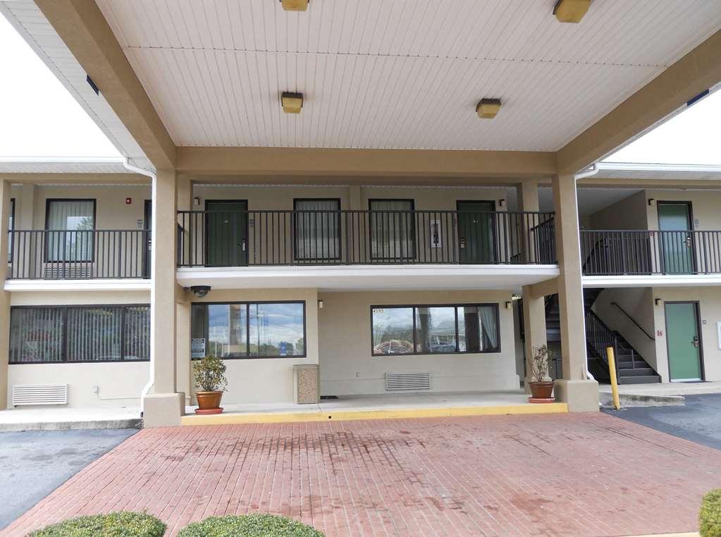 America'S Best Inn & Suites - Decatur Εξωτερικό φωτογραφία
