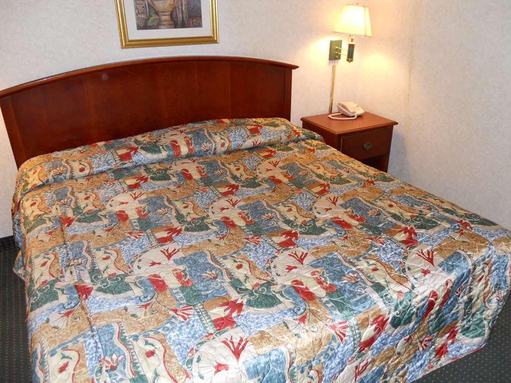 America'S Best Inn & Suites - Decatur Δωμάτιο φωτογραφία
